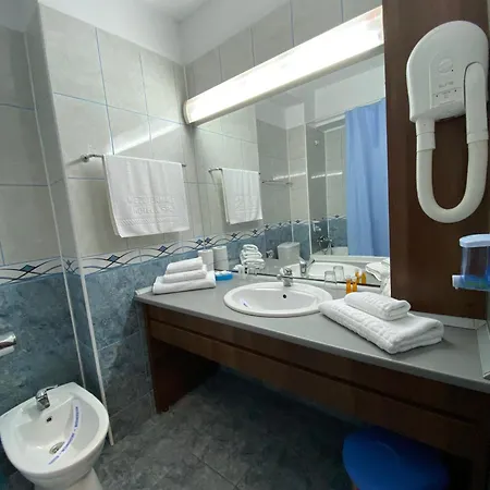 Hotel Palace Mezotermale 3*